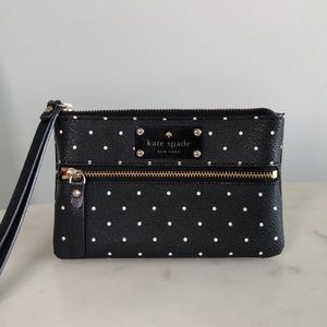 Kate Spade mini wristlet wallet